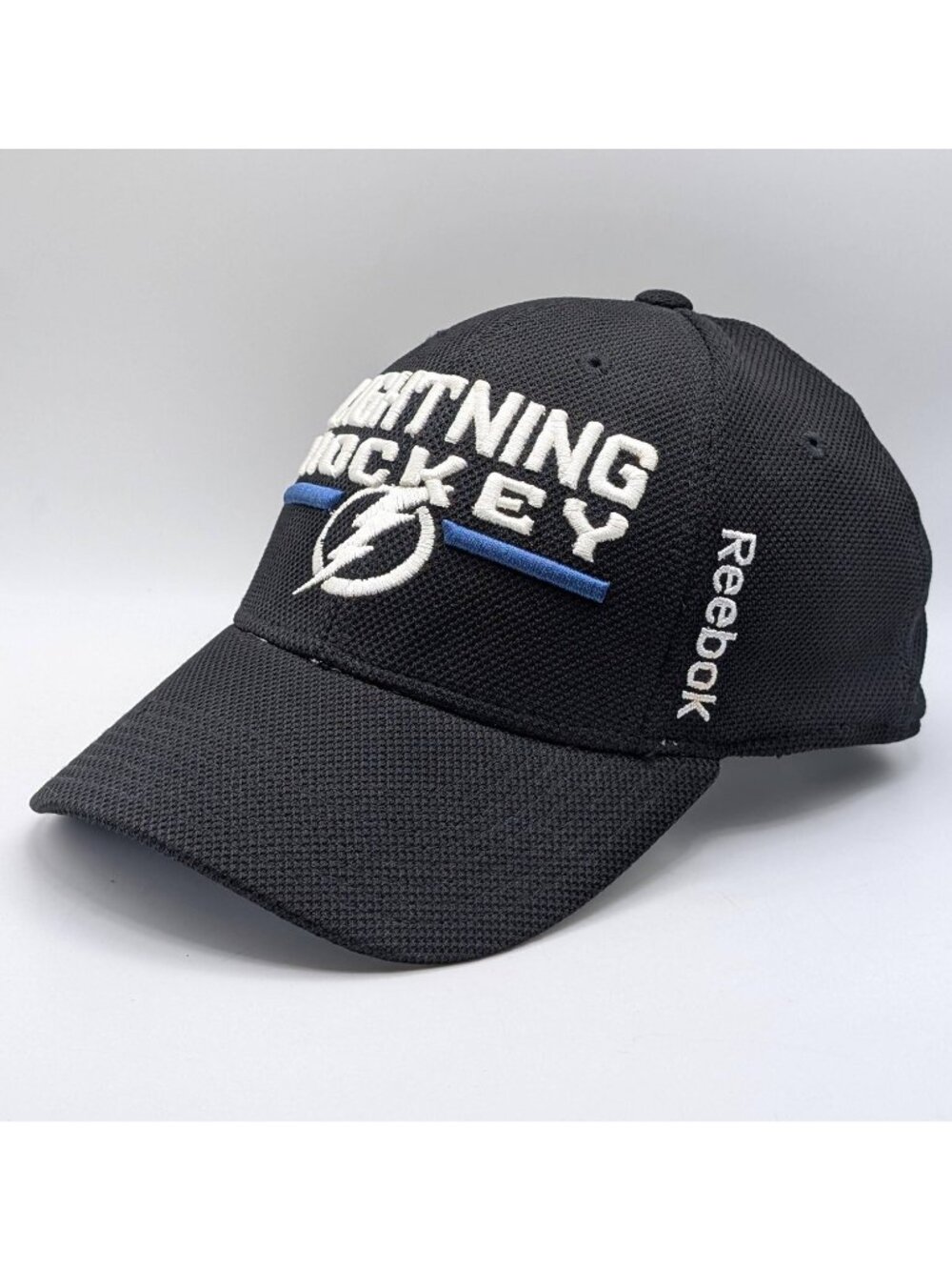 Reebok Center Ice NHL Tampa Bay Lightning Hockey Hat Fitted Stretch S/M Black